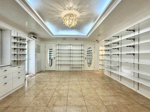 комерційна за адресою Старокозацька вул. (Комсомольська), 44