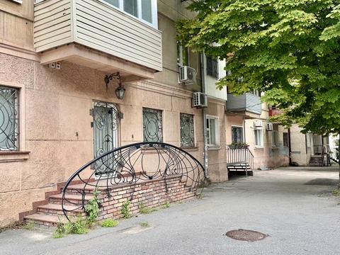 комерційна за адресою Старокозацька вул. (Комсомольська), 44