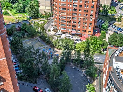 квартира за адресою Анни Ахматової вул., 13-Д