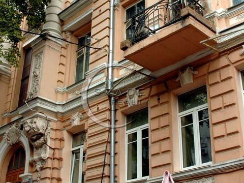 квартира за адресою Євгена Чикаленка вул. (Пушкінська), 11