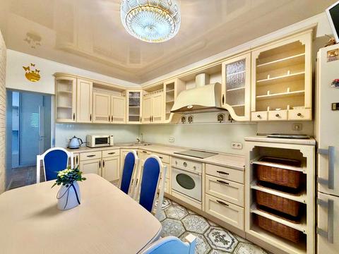 квартира за адресою Алішера Навої просп., 69