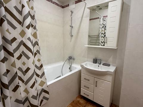 квартира за адресою Шовкуненка вул., 4