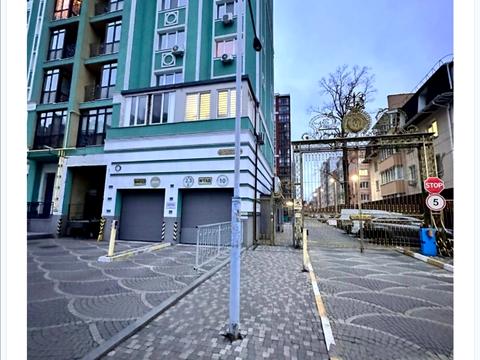 паркоместо по адресу Українська ул., 83 Б