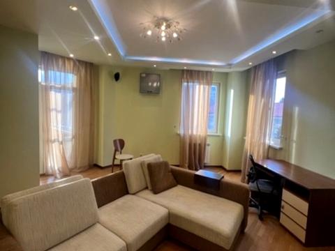 квартира за адресою Академіка Андрія Сахарова вул. (Суворова), 58а
