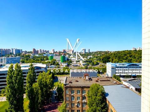 коммерческая по адресу Антоновича ул. (Горького), 172