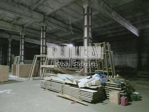комерційна за адресою Центральної Ради вул., 1