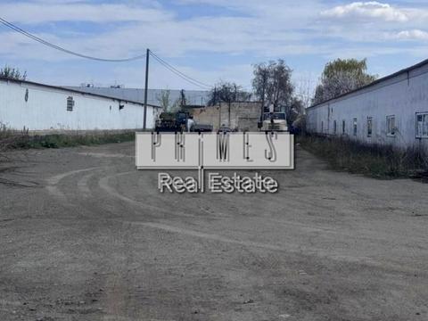 комерційна за адресою Центральної Ради вул., 1