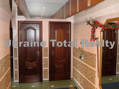 квартира за адресою Срібнокільська вул., 1