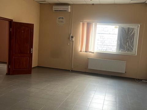 комерційна за адресою Новомостицька вул., 25
