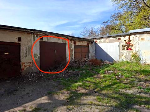 паркомісце за адресою Олекси Довбуша вул., 7