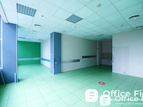 комерційна за адресою Фізкультури вул., 30В
