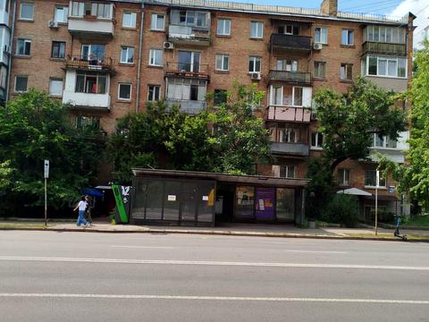 комерційна за адресою Михайла Бойчука вул. (Кіквідзе), 30