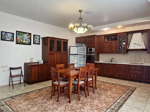 квартира по адресу Антоновича ул. (Горького), 140