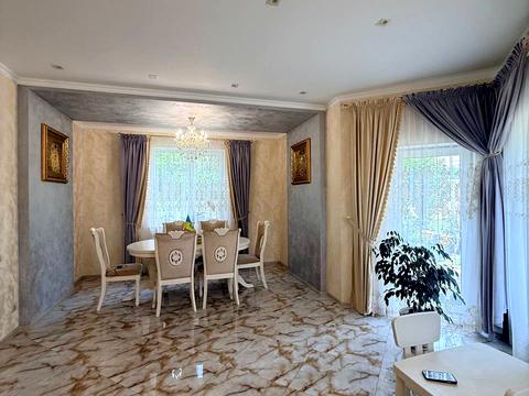 будинок за адресою Профспілкова вул., 10/3
