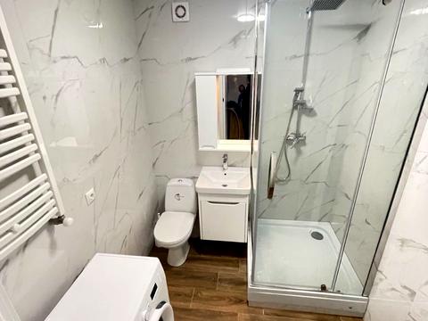 квартира за адресою Довженка вул., 24