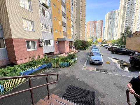 квартира за адресою Григорія Ващенка вул., 1