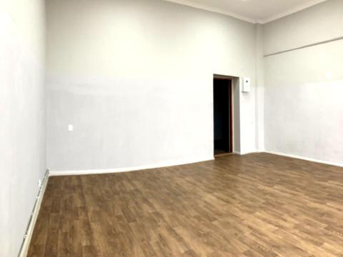 комерційна за адресою Рівне, майдан Незалежності пл., 3