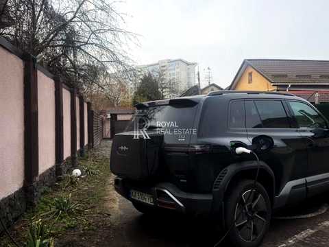 коммерческая по адресу Нивский пер., 17