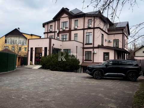 коммерческая по адресу Нивский пер., 17