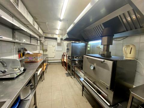 комерційна за адресою Мусліма Магомаєва вул., 2