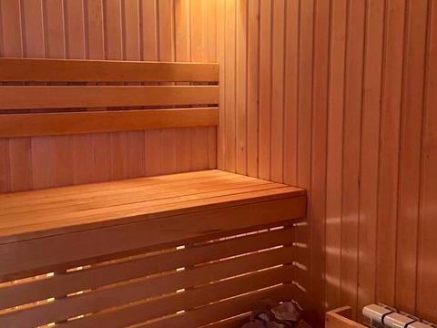 будинок за адресою Вишнева вул., 28
