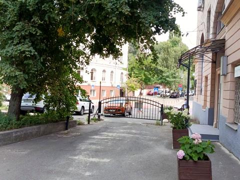 паркоместо по адресу Михайла Коцюбинського ул., 2