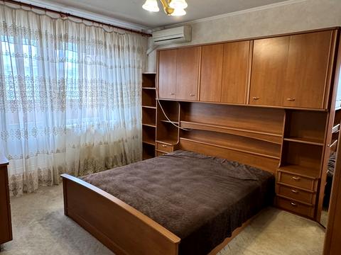 квартира за адресою Анни Ахматової вул., 15