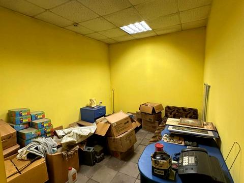 комерційна за адресою Незалежності вул., 225