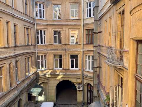 квартира за адресою Модеста Менцинського вул., 8