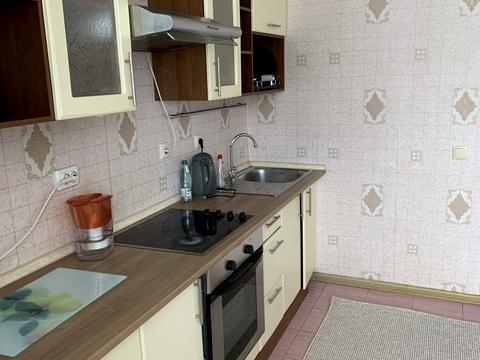 квартира по адресу Александра Мишуги ул., 8