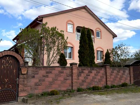 дом по адресу Молодіжна, 11