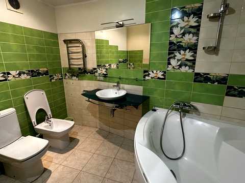 квартира за адресою Червоний камінь вул., 4