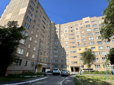 квартира за адресою Дмитра Майбороди вул. (Збишка), 42