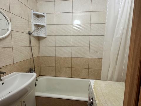 квартира за адресою Дмитра Майбороди вул. (Збишка), 42