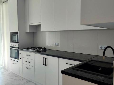 квартира за адресою Залізнична вул., 7П