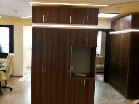 комерційна за адресою Костянтинівська вул., 56
