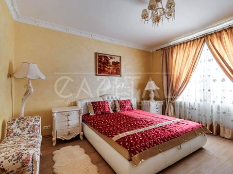 будинок за адресою Богатирська вул., 4