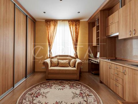 будинок за адресою Богатирська вул., 4