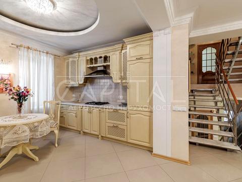 будинок за адресою Богатирська вул., 4