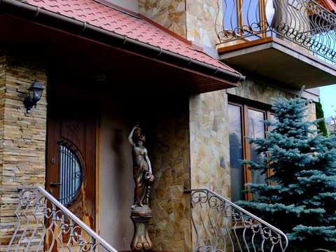 будинок за адресою Рівне, Провулок Корнинський