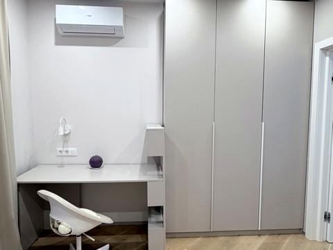 квартира за адресою Дніпровська набережна вул., 16-Д