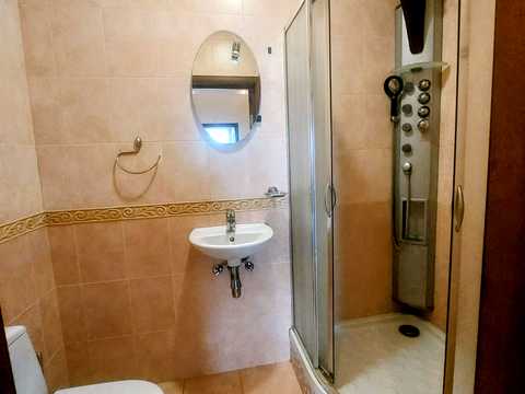 квартира за адресою Юрія Литвинського вул. (Російська), 64