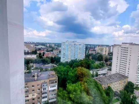 квартира за адресою Юрія Литвинського вул. (Російська), 64