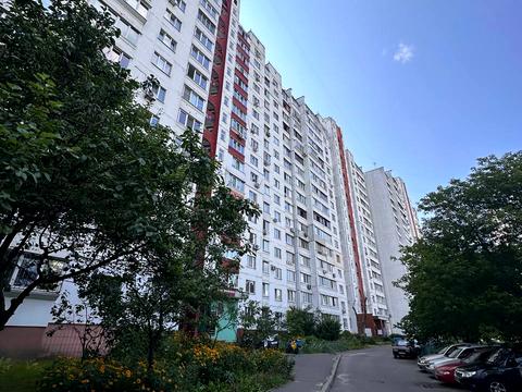 квартира по адресу Ревуцкого ул., 19/1