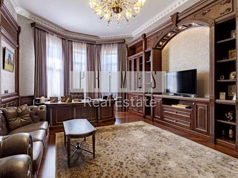 будинок за адресою Центральна вул.