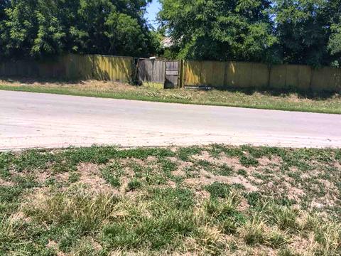 участок по адресу Центральна