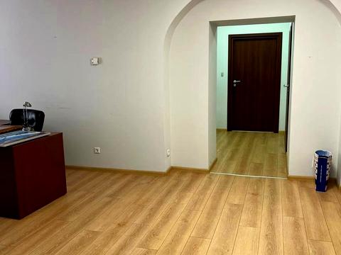 комерційна за адресою Київ, Бульварно-Кудрявська вул. (Воровського), 22