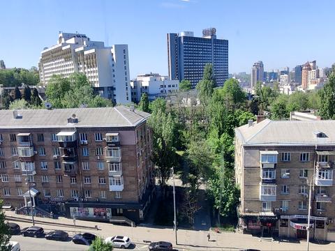 комерційна за адресою Мечникова вул. (Кловський), 2