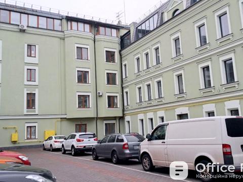коммерческая по адресу Жилянская ул., 145