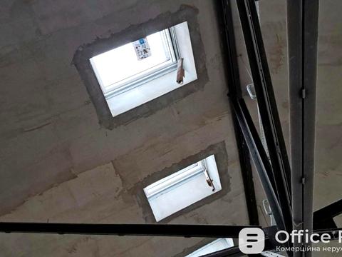 коммерческая по адресу Жилянская ул., 145